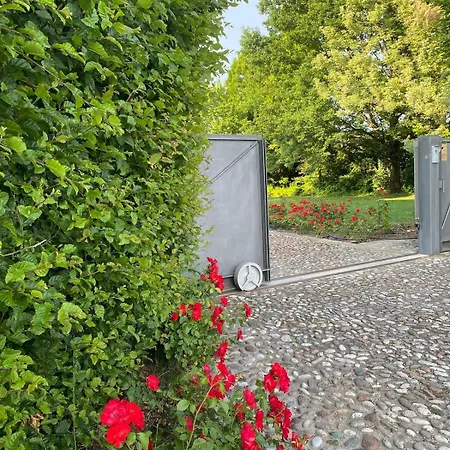 Grenier Blanc In Ingresso Indipendente * サン・ピエトロ・イン・カザーレ